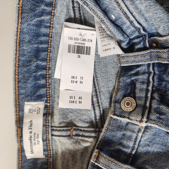 Abercrombie & Fitch The Skinny High Rise Chewed Hem Jeans-Size 2/26 (NWT) - Picture 11 of 14